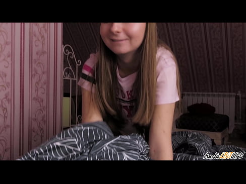 ❤️ Blondie BFF-ya xwe bi kûr dimije û di devê xwe de diqelişe ❤❌ Super porno li ku.redgast4asset.ru